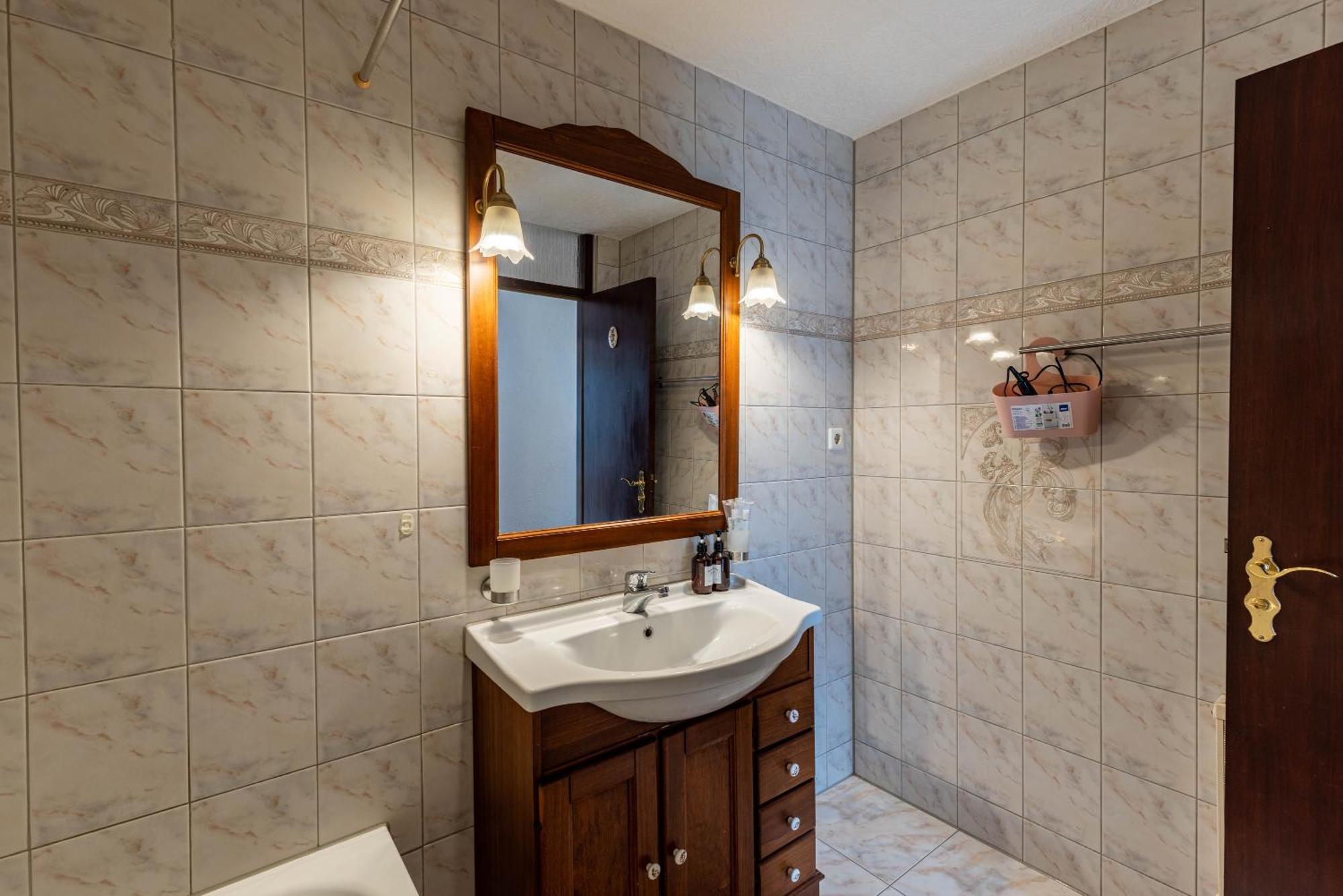 3 Zimmerwohnung In Zentraler Lage Apartment